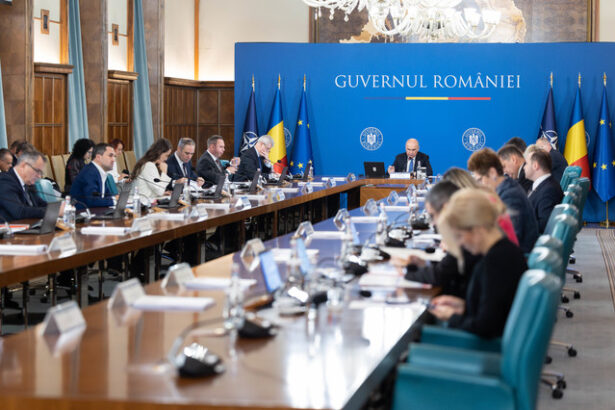 guvernul se reuneste in sedinta de la ora 15 00 pentru adoptarea proiectului privind pensiile magistratilor si demarare a procedurii de angajare a raspunderii in parlament 692996e47851d