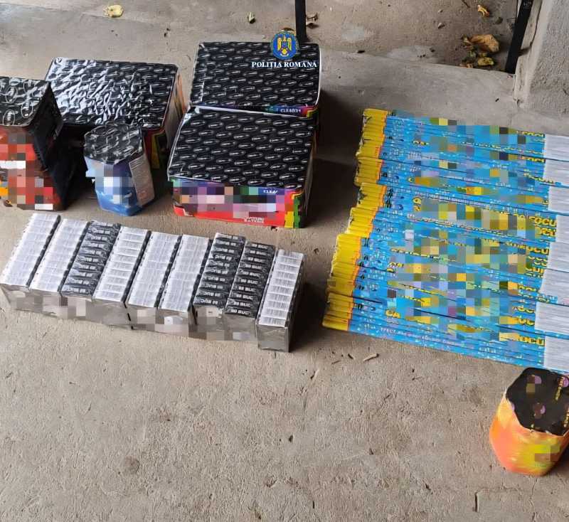 ialomita peste 13 000 de articole pirotehnice ridicate in urma unor perchezitii 6926bdee331d4
