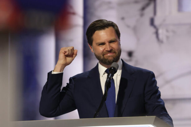 jd vance condamnat la inchisoare pentru ca l a amenintat cu moartea pe retelele de socializare pe donald trump 691d5b2f7a4f2