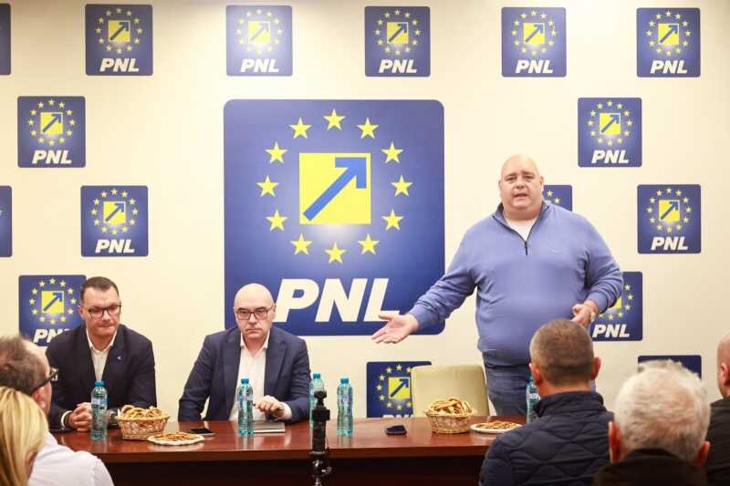 localepartiale2025 buzau mihai razvan moraru candidatul comun al pnl si usr la sefia cj 6908f939c8e36