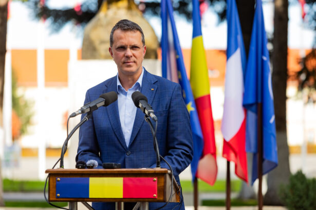 mai multi lideri usr cer retragerea sprijinului politic pentru ionut mosteanu dupa scandalul diplomei de licenta surse 692970f4bfde3