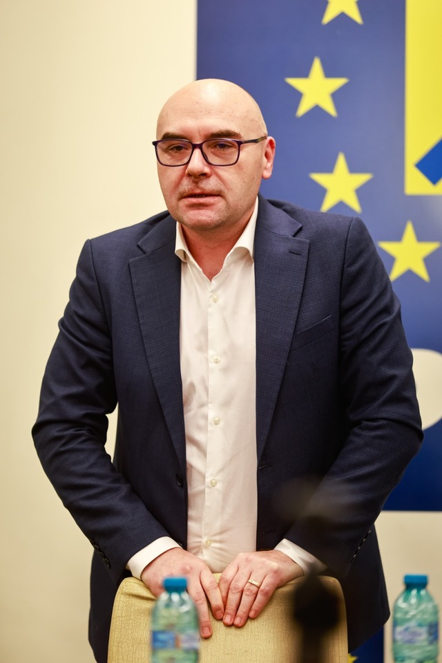 mihai razvan moraru desemnat candidat comun al usr si pnl pentru presedintia consiliului judetean buzau 6908e430f2748