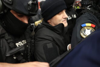 nicusor dan dupa aducerea lui horatiu potra in tara ordinea constitutionala se apara 691f35bbc3fbb