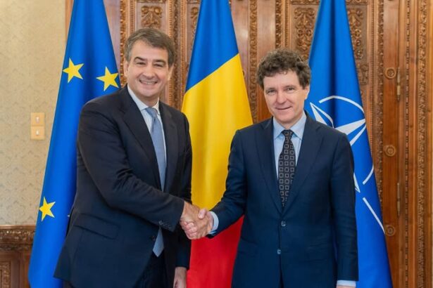 nicusor dan intalnire cu raffaele fitto am reafirmat angajamentul ferm al romaniei de a implementa pnrr 69209e140a844