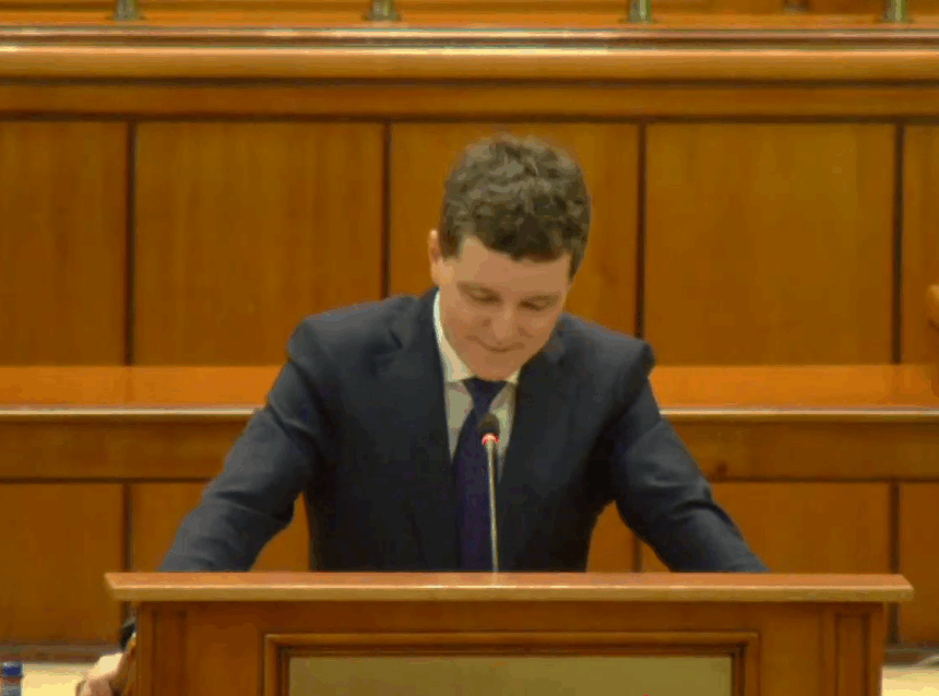 nu va e rusine parlamentarii opozitiei au oprit discursul presedintelui nicusor la fraza despre ucraina 6926fce20df7a