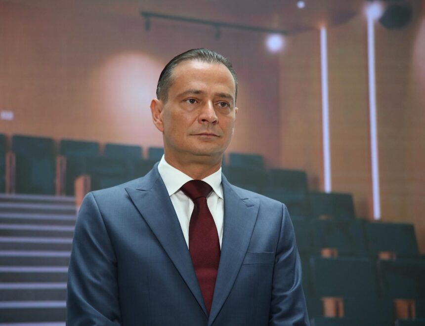 p primarul daniel baluta propune fuziunea intre elcen si termoenergetica pentru un sistem integrat de productie transport si distributie a agentului termic in bucuresti 69286ab947341