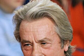 personalitatea zilei actorul si regizorul alain delon 690f07aa3c0ef