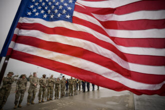 politico romania cere statelor unite ale americii sa anuleze retragerea trupelor 690cf5924bd32