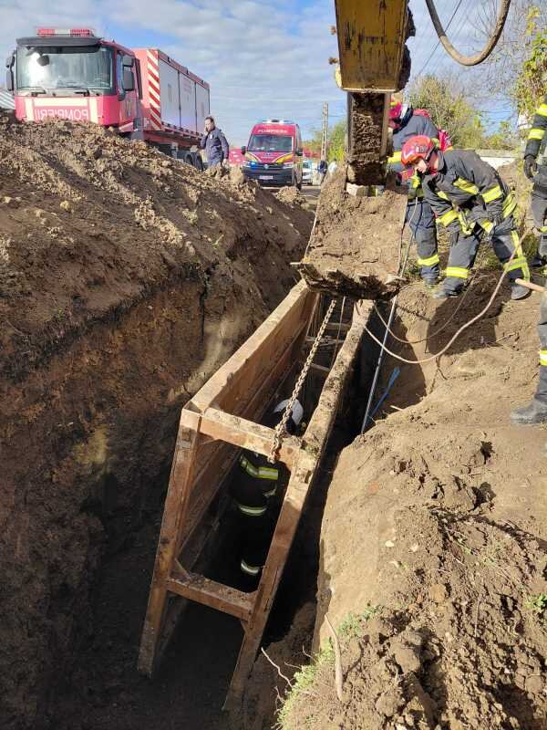 prahova ancheta pentru ucidere si nerespectarea securitatii in munca in cazul muncitorilor decedati sub malul surpat 6914db6a91fd9