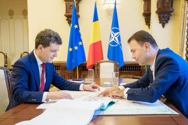 presedintele nicusor dan participa la lansarea candidaturii lui catalin drula pentru primaria bucuresti 69073c016db5d