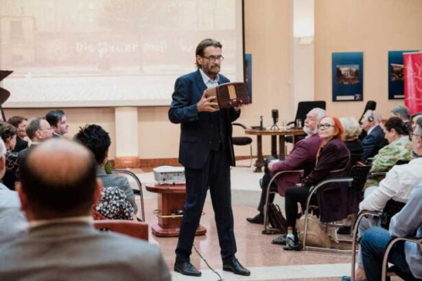 robert schwartz propus de consiliul de administratie al srr ca presedinte director general fisa biografica 691cabdd74e1b