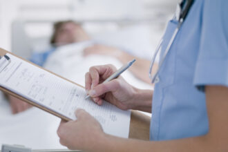 seful cnas 30 din cheltuielile din sanatate sunt asigurati de catre pacient din 10 lei 3 lei ii scoate pacientul din buzunar 691e41fe94e64