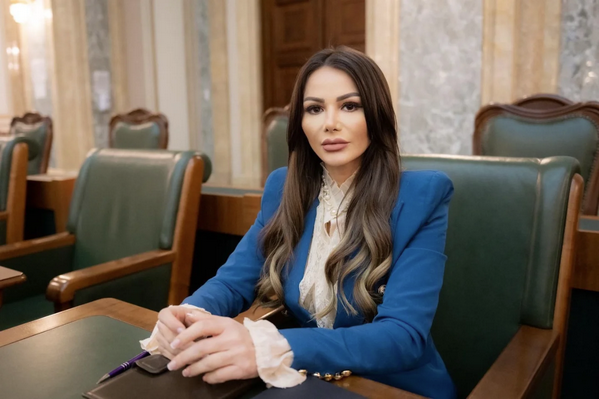 senatoare pot atacata cu o ranga intr o parcare din bucuresti de o alta femeie scandalul a izbucnit din cauza unui barbat 69204cdcca55c