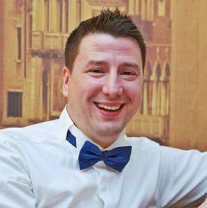 senator ales pe listele sos romania suspectat de furt 691757efeafcc