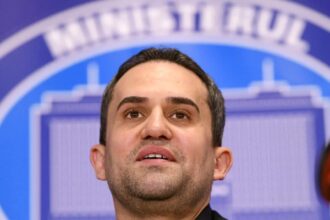 serban in fata motiunii aur romania merge inainte pe sine moderne 691b3217790d1