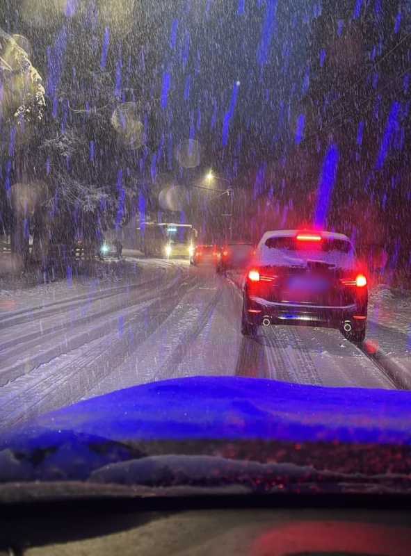 sibiu trafic ingreunat in mai multe zone ale judetului din cauza ninsorii 69234b83119c3
