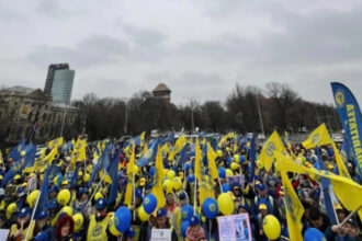 sindicalistii din sanatate ii cer premierului sa nu le taie salariile cu 10 situatia este chiar mai grava 6922e1931e074