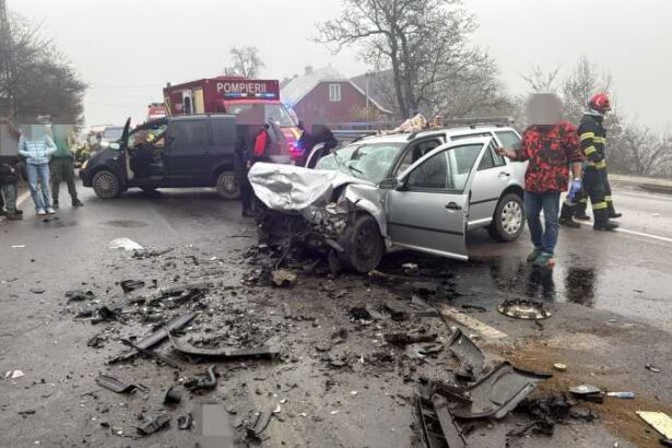 suceava sase persoane dintre care trei copii ranite intr un accident rutier pe dn 17 la ilisesti 692af1b6a62d1