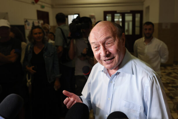 traian basescu despre reducerea numarului de angajati ai statului nu i nicio reforma a administratiei sporul pe care l ar vrea eliminat de la bugetari 6911cc9a937c1 scaled 1