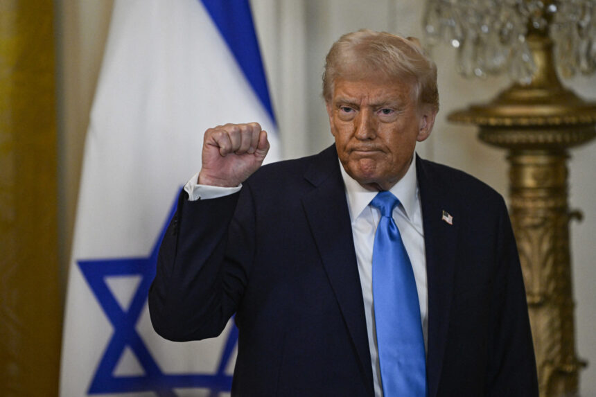 trump a cumparat obligatiuni in valoare de cel putin 82 de mil dolari de la sfarsitul lunii august 69196201aefc2