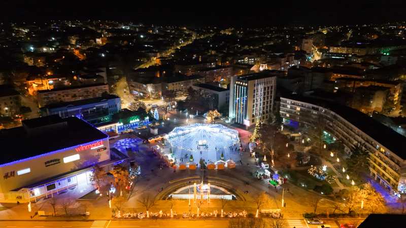 tulcea targul de craciun se deschide oficial pe 28 noiembrie in piata mircea cel batran 692464c180514