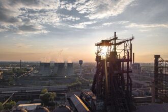 un senator propune ca statul sa preia combinatul siderurgic din galati si sa l listeze la bursa 690c9ee569f29