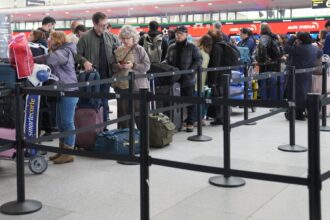 us will publish list of 40 airports where air traffic will be reduced 690cb829347e2