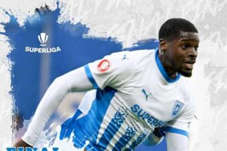 video fotbal universitatea craiova a egalat o in extremis pe rapid 2 2 in superliga 6907c52030ef6