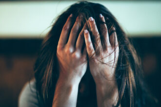 video legatura dintre anxietate si stresul zilnic marturia celor care ajung la psihiatru o teama teribila de esec senzatia ca o sa mor 691021849685e