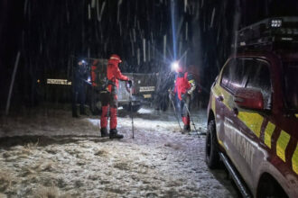 video operatiune de salvare in muntii maramuresului suspendata dupa 7 ore un ucrainean ranit de negasit 6914348f042d6