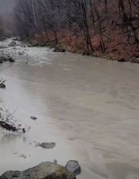video prahova situatie critica la acumularea paltinu apele romane recomanda declararea unei situatii de urgenta 692b4bfd03fcb