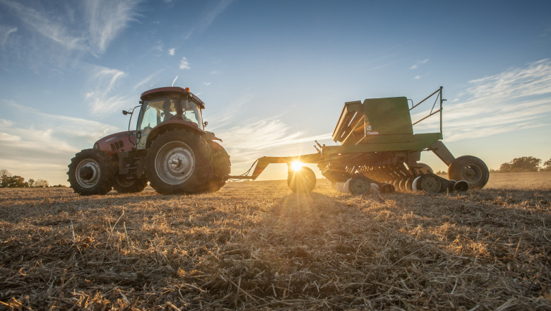 video scumpirea carburantilor loveste in plin agricultura multi dintre fermieri se gandesc sa renunte ne ingenuncheaza 692bd103219c8