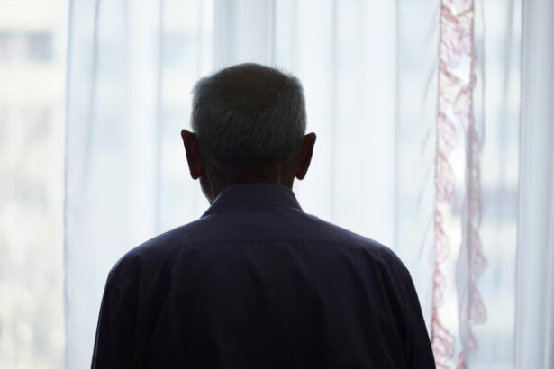 video viata grea la batranete trei din cinci varstnici care traiesc la orase sufera de singuratate mai plang cateodata 691aac798096e