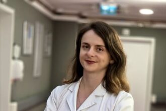 alba interventie chirurgicala in premiera la spitalul judetean de urgenta un pacient si a recapatat auzul 695270e0ec663