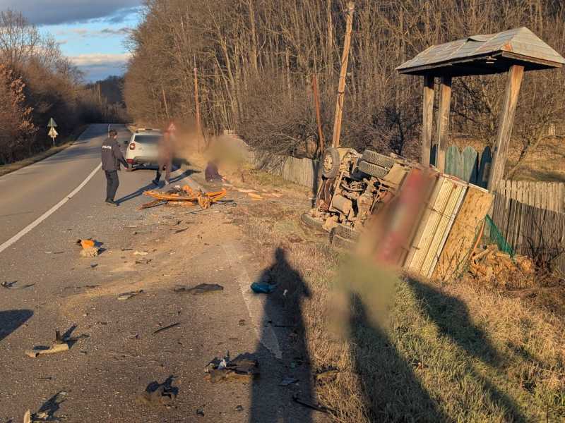 bacau barbat decedat la scorteni in urma coliziunii a doua autoutilitare 6944203fd7615