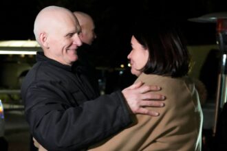 belarus releases 123 prisoners including opposition leaders after us lifts sanctions 693dedc098419