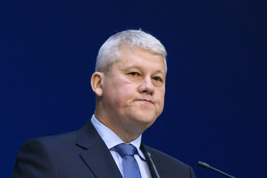 bolojan despre predoiu nu pot demite un ministru pentru activitati de acum ani 6939d1e57df75