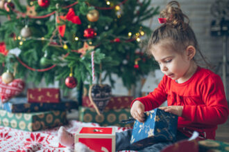 cand vine mos nicolae in ce seara se pregatesc ghetele care este semnificatia nuielusei in traditia romaneasca 692e7410127cd