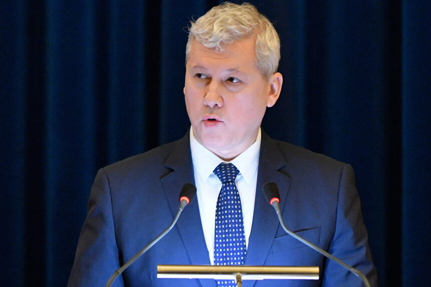 catalin predoiu s a intalnit cu directorul fbi urmand sa fie constituit un grup de lucru comun 69426d1ce8a17