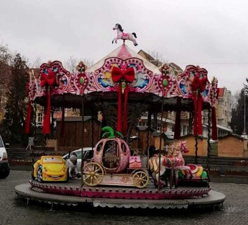 covasna primaria sfantu gheorghe a primit alt carusel decat cel comandat si spune ca e o tentativa de inselaciune 693c25dc0ac27