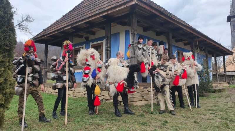 craciun in maramures la muzeul satului din baia mare obiceiuri traditii si colinde 6946a72336009