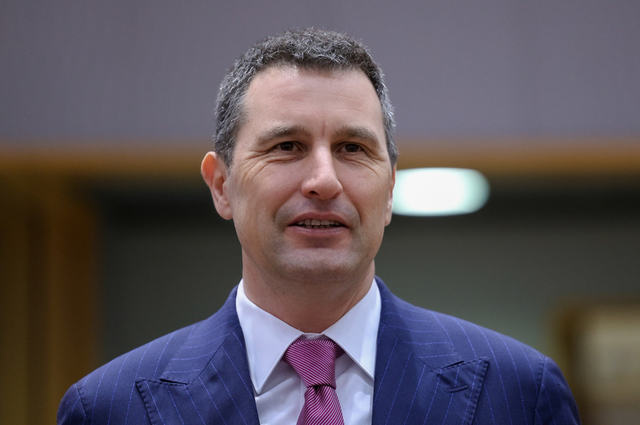 criza apei potabile din prahova tanczos barna cateodata am impresia ca dorel ajunge in functii de conducere cearta politica acum nu ajuta ce masuri propune 693112e66e3b9