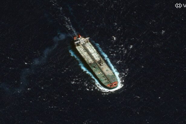 cuba denounces us seizure of oil tanker off venezuelas coast as piracy 693d92733e888