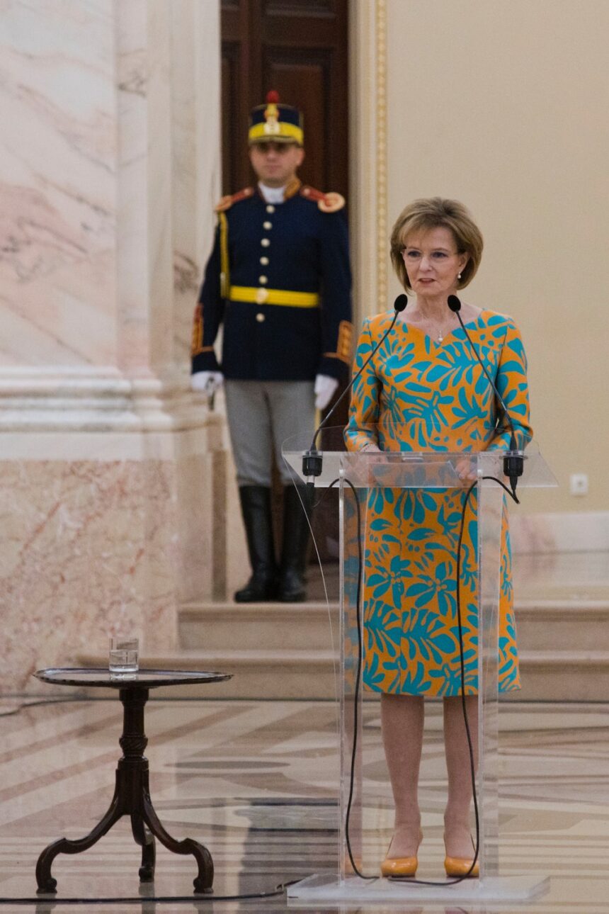 custodele coroanei oamenii simt ca desi au dreptul de a vota nu au puterea de a si schimba soarta 6940ecc6846e1