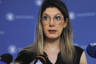 diana buzoianu acuza autoritatile locale ca stiau de pericolul crizei de apa in zona paltinu dar nu au comunicat sunt furioasa 692efae07e5e3