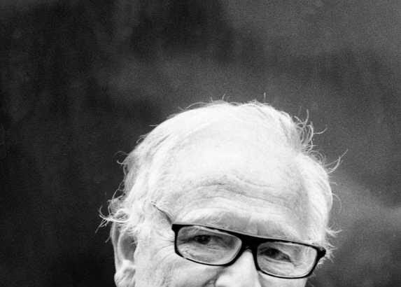 documentar cinci ani de la moartea creatorului de moda pierre cardin 29 decembrie 69521a24be855