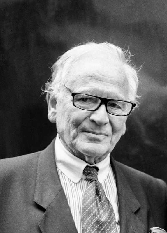 documentar cinci ani de la moartea creatorului de moda pierre cardin 29 decembrie 69521a24be855