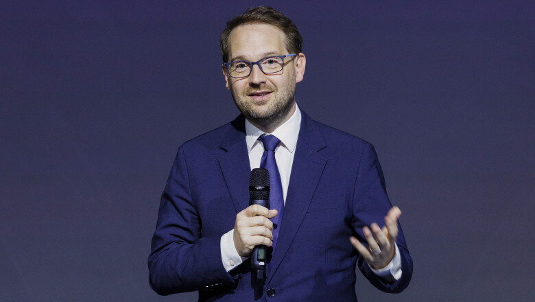 dominic fritz a acuzat jocuri tactice la ccr si a cerut reforma curtii constitutionale exista procedura incetarii mandatului 695280a063aee