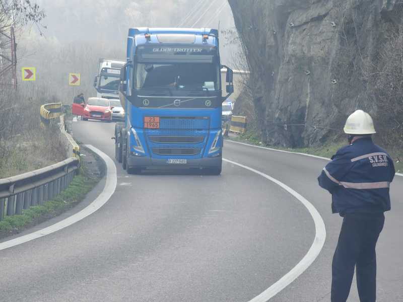 drdp craiova rute ocolitoare pentru a evita dn 7 blocat de o autocisterna care pierde gaz 6938523151e4f