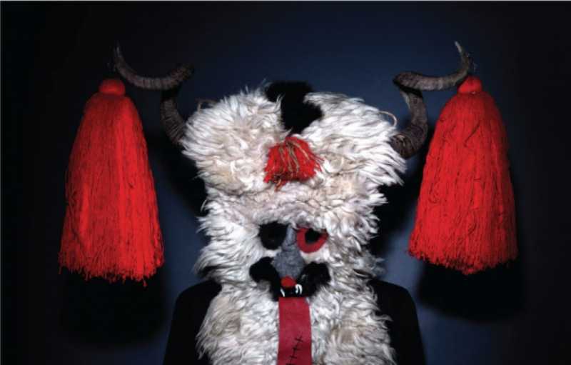 expozitie de masti populare romanesti din 7 decembrie la muzeul regional al valahiei din moravia 693004257f027